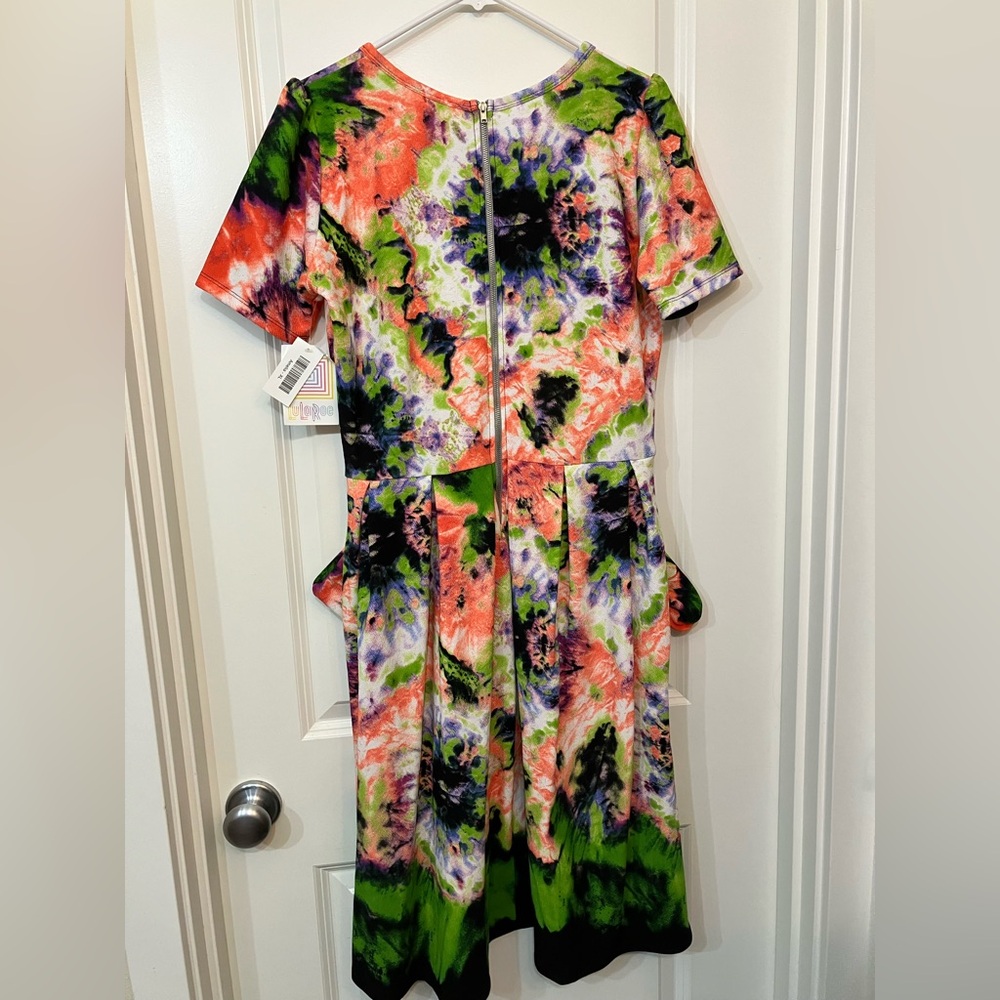 NWT LuLaRoe Amelia - Picture 2 of 5